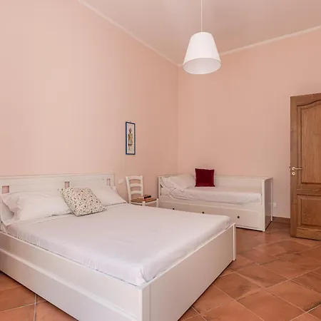 Il Cortile Degli Aragonesi By Wonderful Italy Lejlighed *