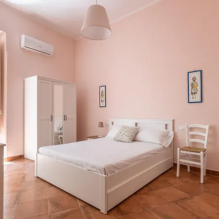 Il Cortile Degli Aragonesi By Wonderful Italy Lejlighed *